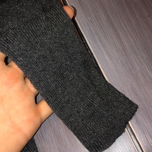 Cardigan - Picture 2 of 3